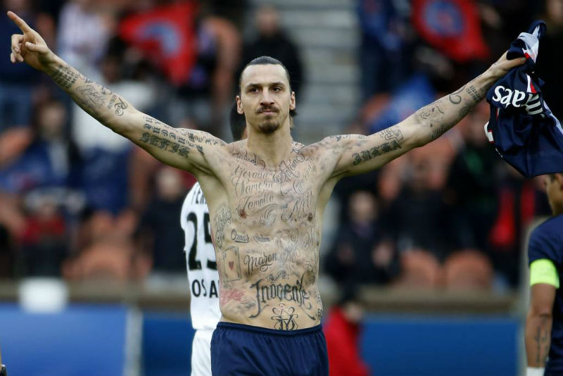 ZLATAN IBRAHIMOVIC SI TATUA CINQUANTA NOMI DI BAMBINI PER BENEFICENZA —  Ptwschool