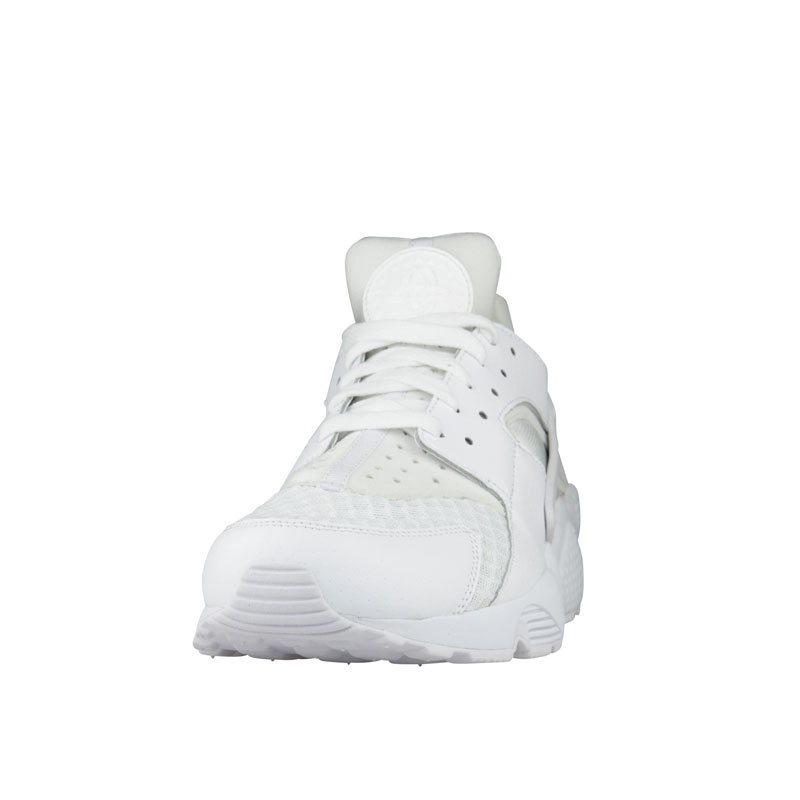 FOOT LOCKER - WHITE COLLECTION (18)